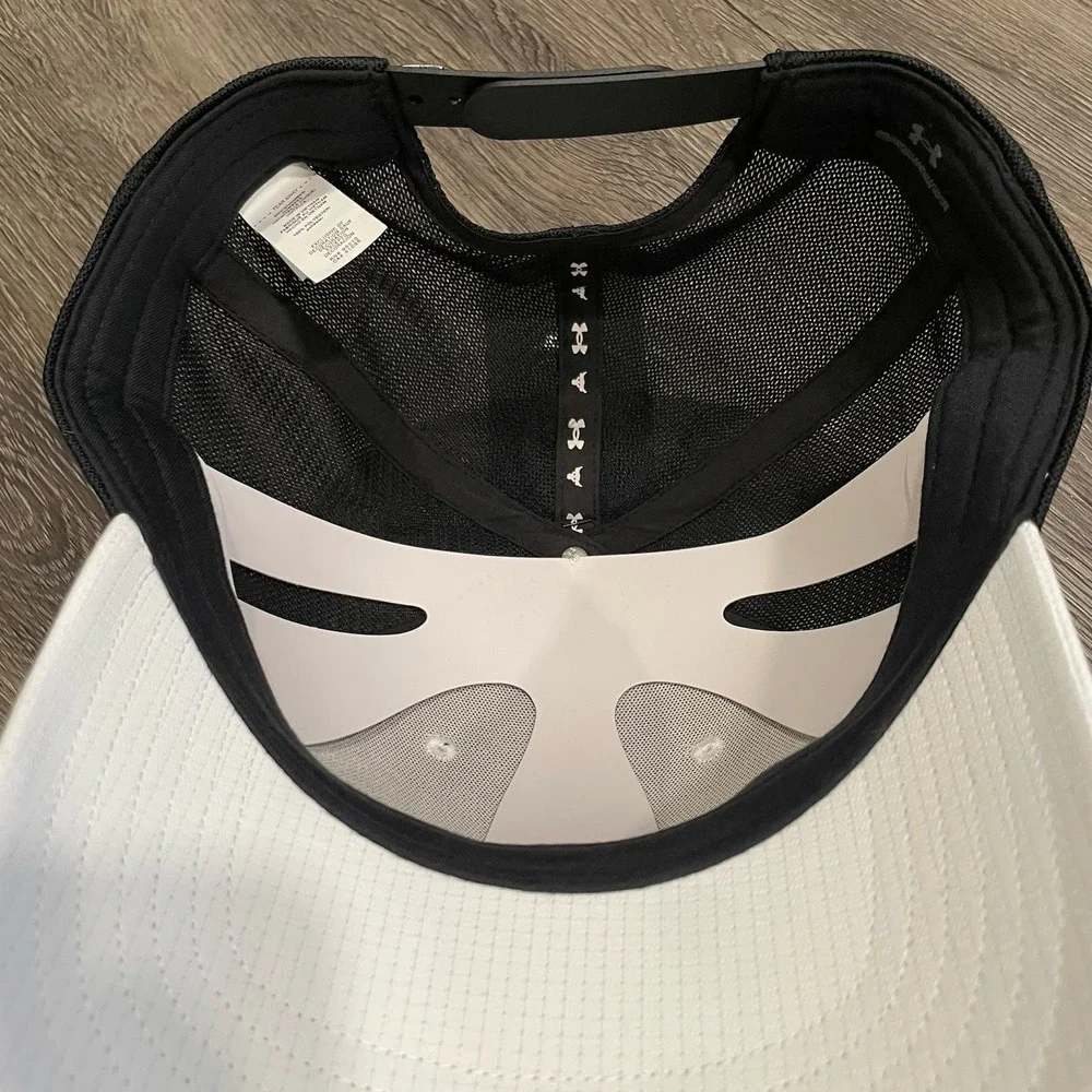 Under Armour Project Rock Men's Trucker Hat Snapback Cap White Black 1369815 NWT - Picture 5 of 6